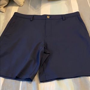 Authentic Vineyard Vines men’s shorts.